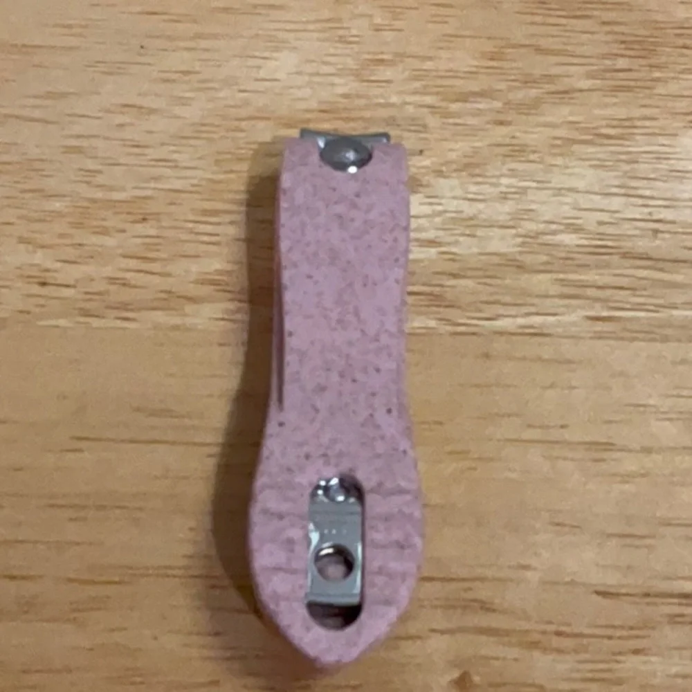 B-Pure Pink Nail Clipper - Picture 10 of 12